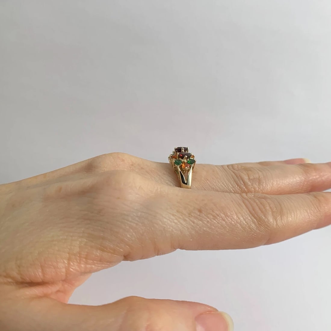 Garnet Emerald Citrine Multicolored Gemstone Ring 14K Yellow Gold, 3.64 Grams - 4