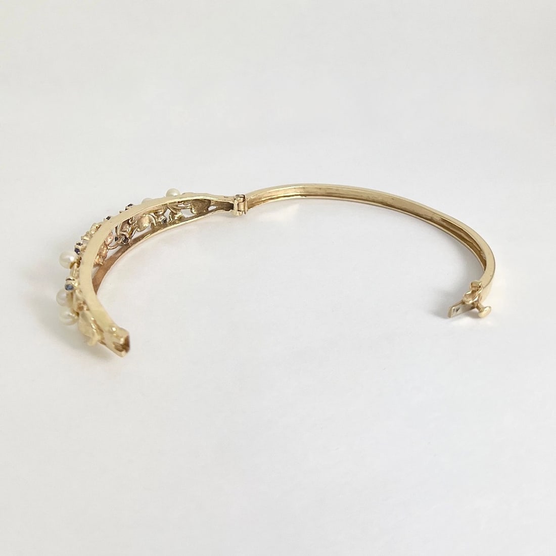 Vintage 1950's Diamond Pearl Sapphire Bangle Bracelet 14K Yellow Gold, 13.97 Gr - 7