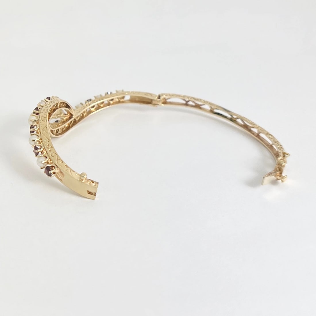 Vintage 1940's Pearl Garnet Filigree Bangle Bracelet 12K Yellow Gold, 13.17 Gram - 7