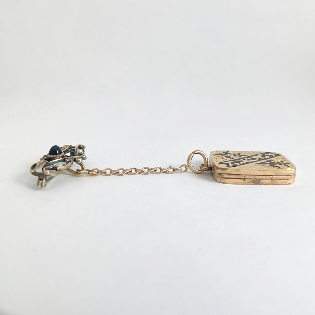 Vintage Victorian Revival Enameled Locket Brooch Pin 12K Yellow Gold, 7.81 Grams - 8