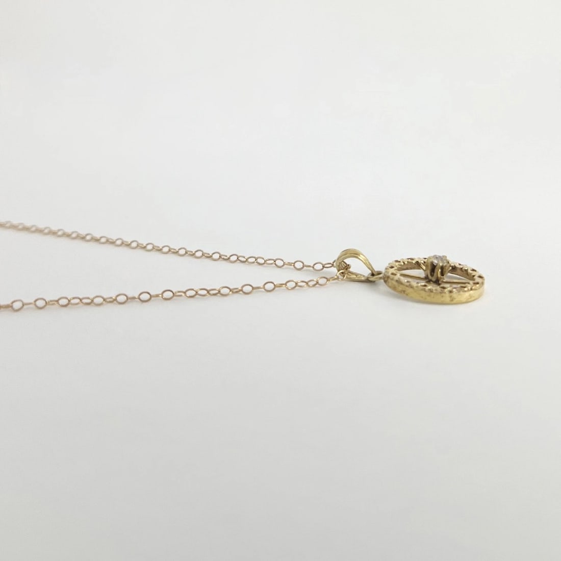 Vintage 1930's Oval Filigree Diamond Pendant Necklace 14K Yellow Gold, 1.66 Gram - 5