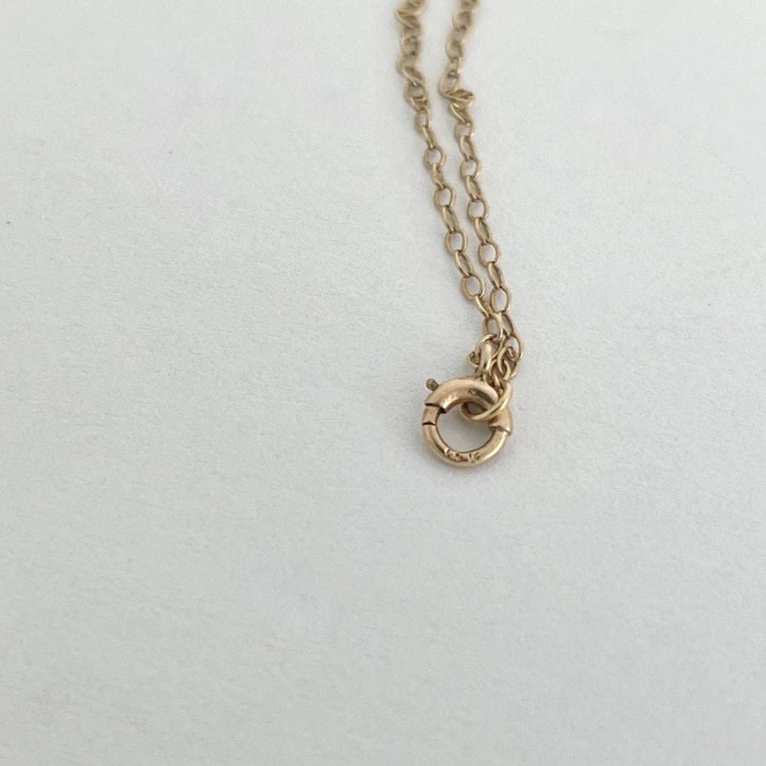Vintage 1930's Oval Filigree Diamond Pendant Necklace 14K Yellow Gold, 1.66 Gram - 7
