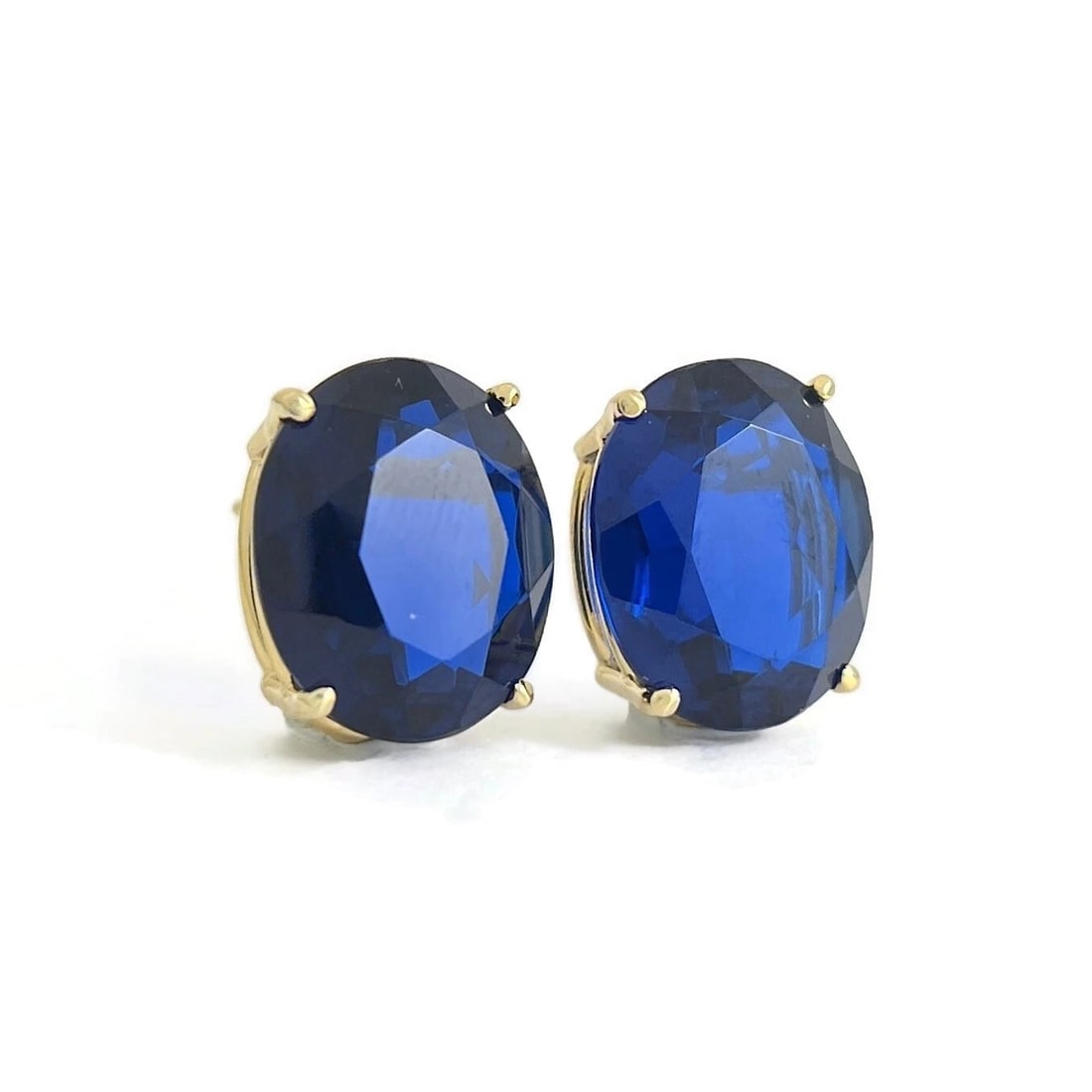 Vintage Oval Blue Simulated Sapphire Stud Earrings 14K Yellow Gold, 5.04 Grams (1 of 7)