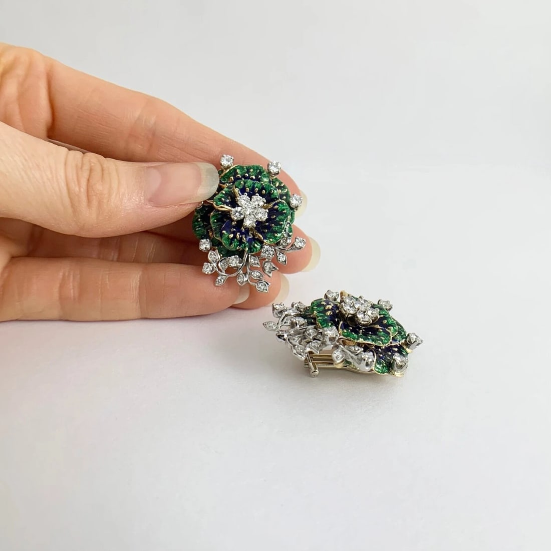 Vintage 1950's Blue Green Enamel Diamond Flower Earrings 18K Yellow Gold 28.40 G - 3