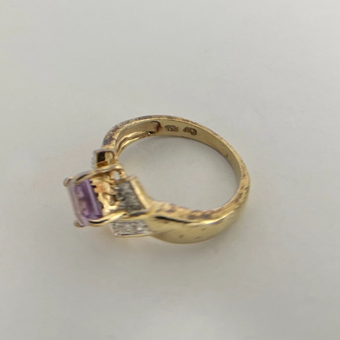 Vintage Purple Amethyst Gemstone Diamond Ring 10K Yellow Gold, 2.65 Grams - 7