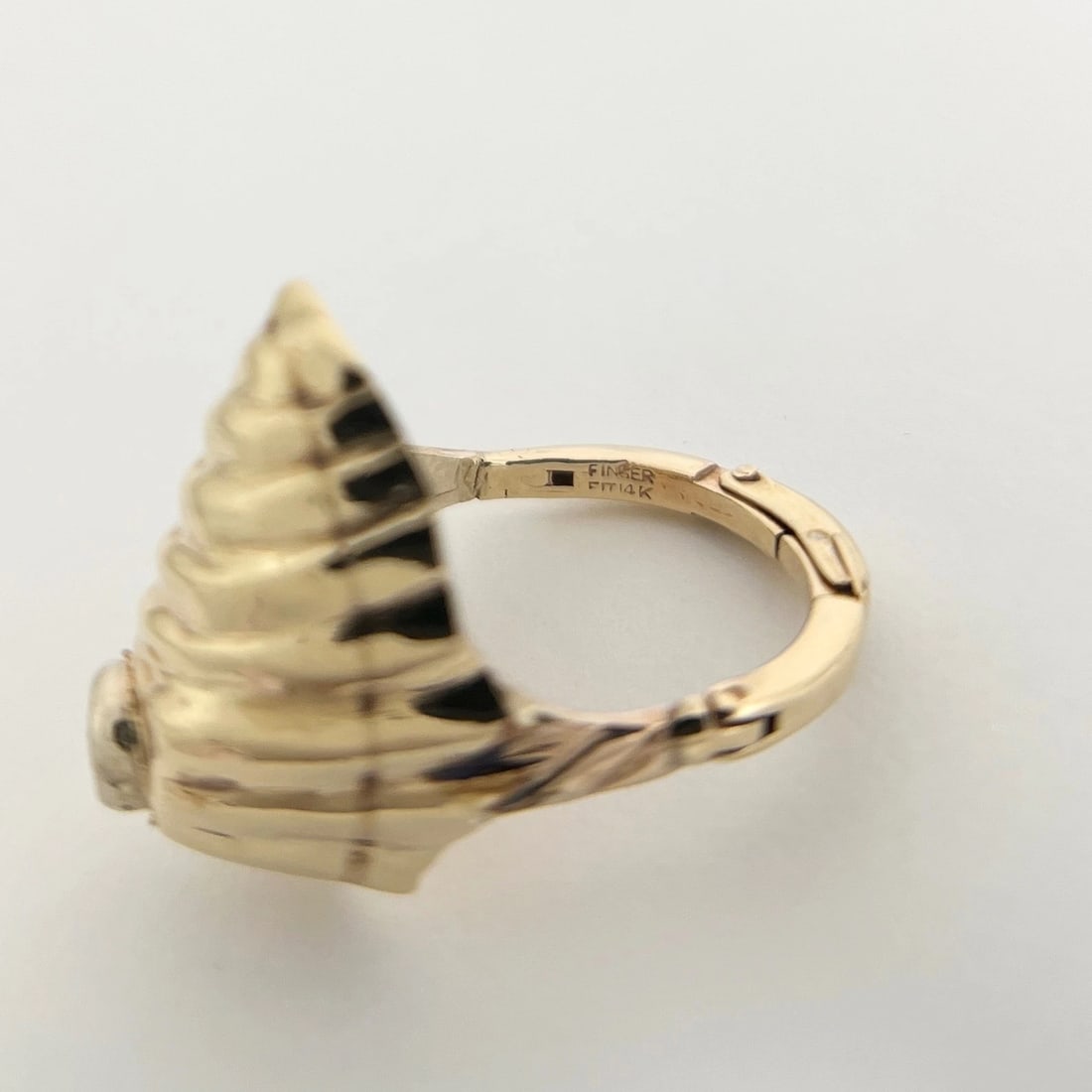 Vintage Finger Fit Diamond Bezel Shell Statement Ring 14K Yellow Gold, 7.23 Gram - 7