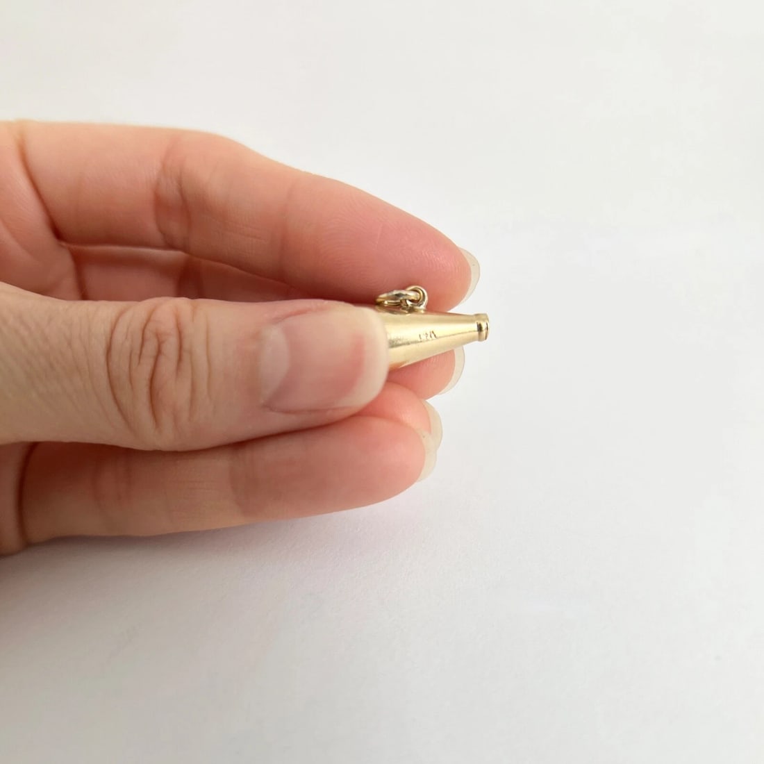 Vintage 1950's Cheerleader Megaphone Charm 14K Yellow Gold, 1.70 Grams - 3