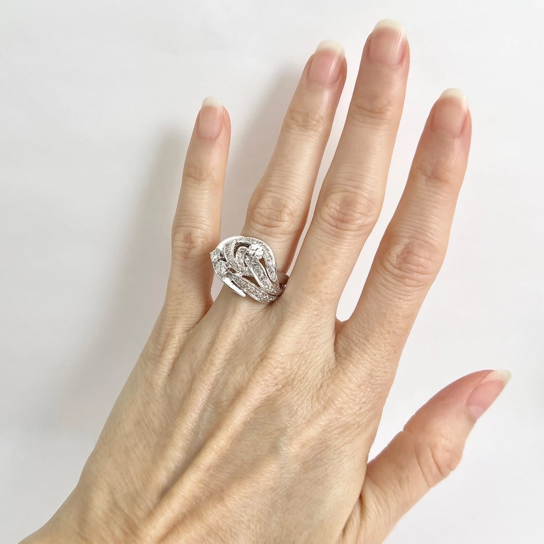 Vintage 1940's 1950's Asymmetrical Diamond Cocktail Ring 14K White Gold, 6.22 Gr - 3