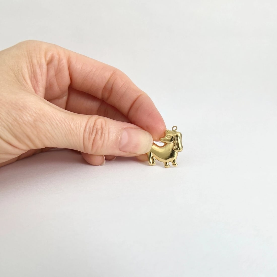 Vintage Puppy Dog Animal Charm Pendant 18K Yellow Gold, 1.14 Grams - 3