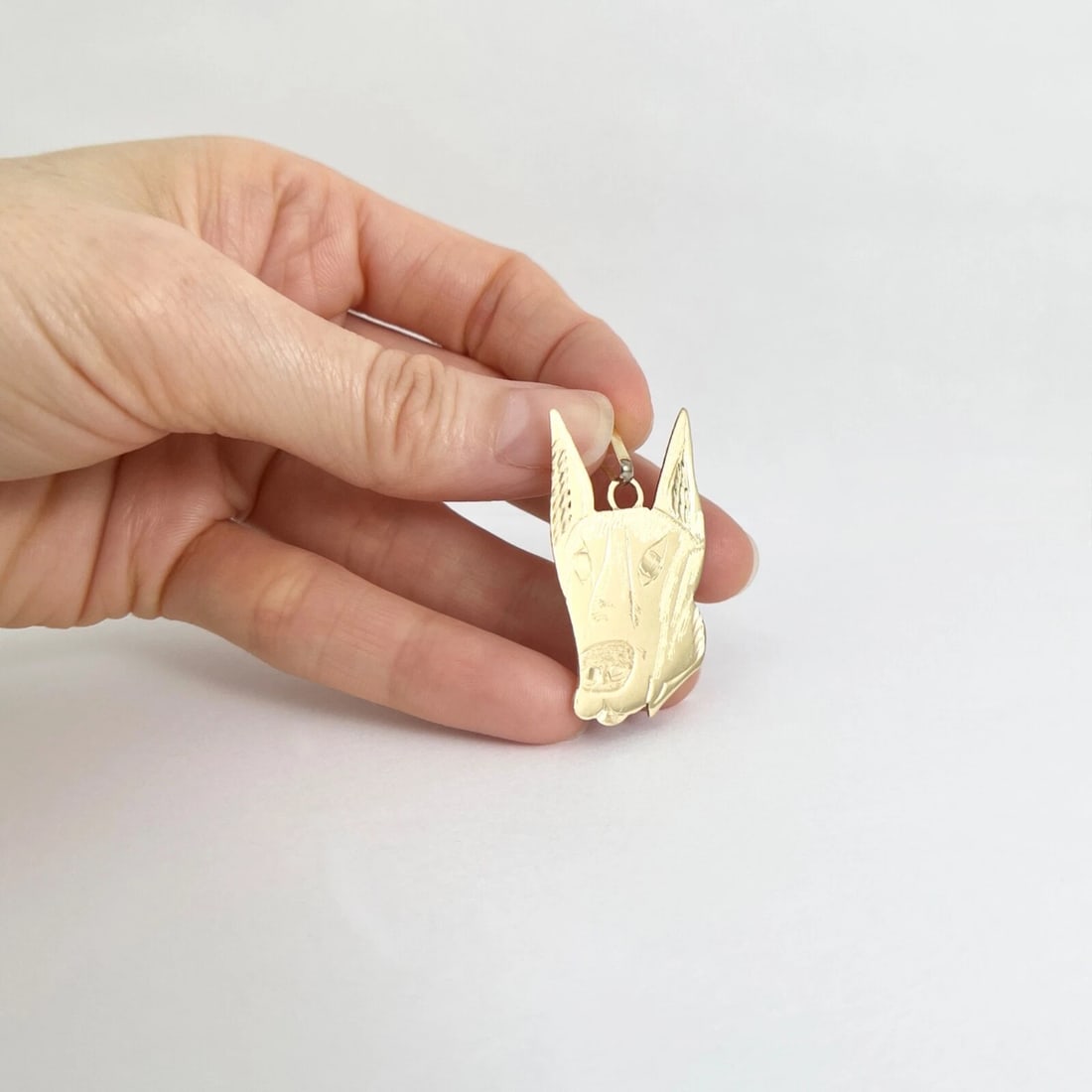 Vintage Etched Dog Necklace Pendant Charm 14K Yellow Gold, 4.32 Grams - 2