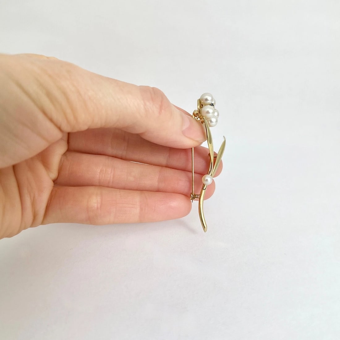 Vintage 1950's Pearl Blue Topaz Flower Brooch Pin 14K Yellow Gold, 4.95 Grams - 5