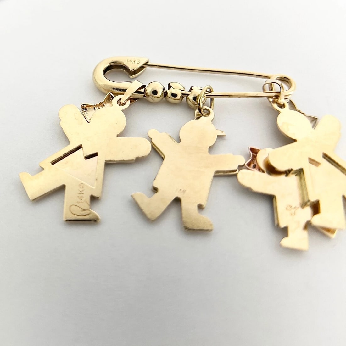 Vintage Diamond Family Safety Pin Brooch 14K Yellow Gold, 11.02 Grams - 9