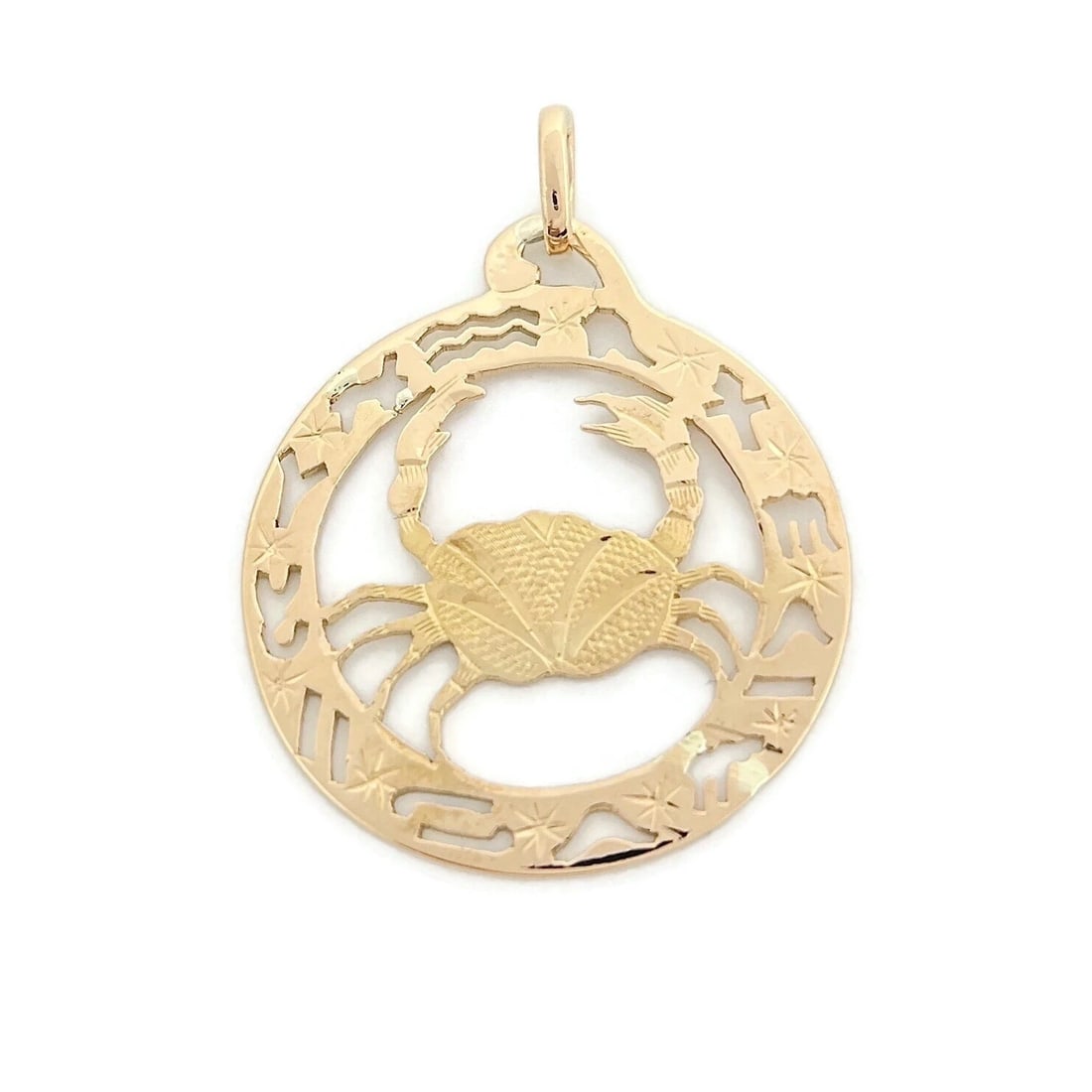 Vintage 1960's Round Crab Zodiac Necklace Pendant Charm 18K Rose Gold, 4.57 Gram: Title: Vintage 1960's Round Crab Zodiac Necklace Pendant Charm 18K Rose Gold, 4.57 Gram Description: Vintage 1960's Round Crab Zodiac Necklace Pendant Charm 18K Rose Gold, 4.57 Gram This is an