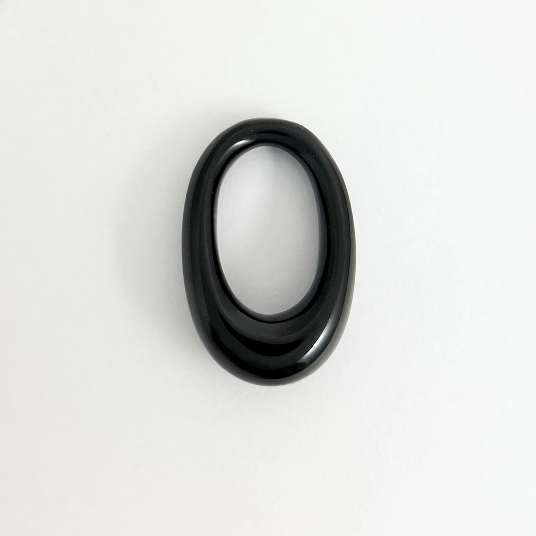 Vintage 1960's Mod Black Lucite Oval Necklace Pendant, 5.87 Grams - 6
