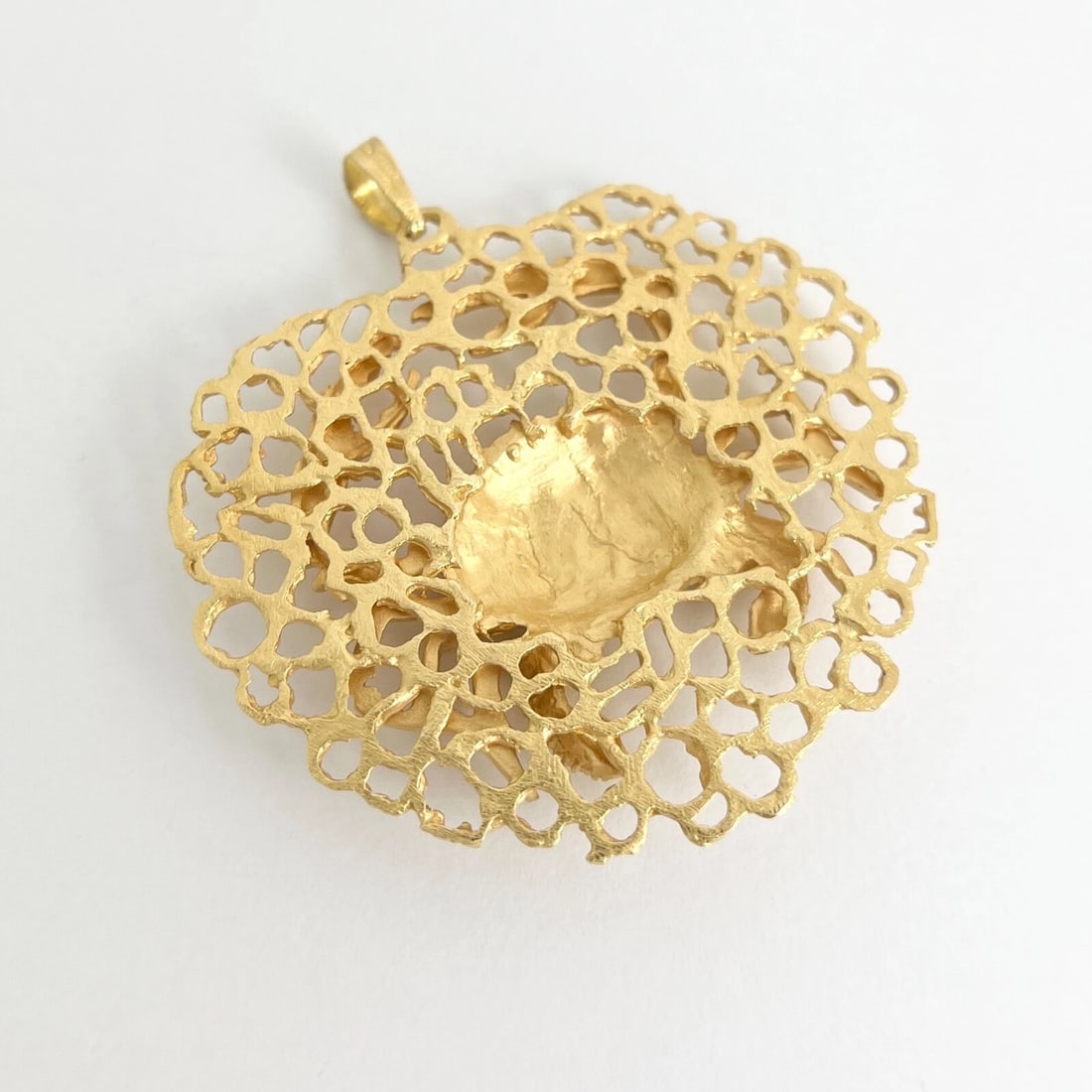 Vintage Large Crab Filigree Necklace Pendant 18K Yellow Gold, 35.29 Grams - 7
