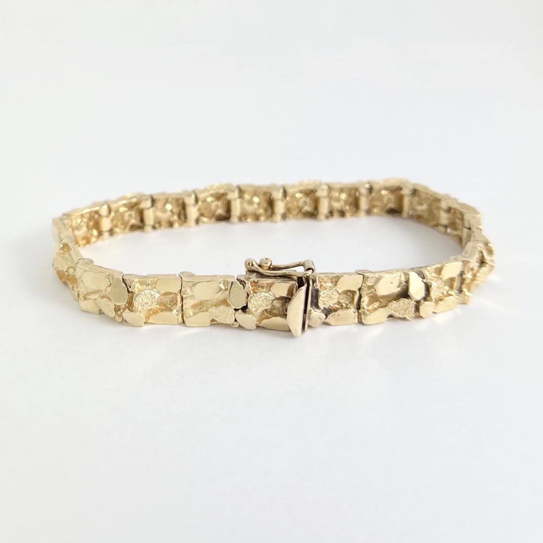 Vintage 1970's Men's Nugget Bracelet 14K Yellow Gold, 7 Inches, 25.86 Grams - 9
