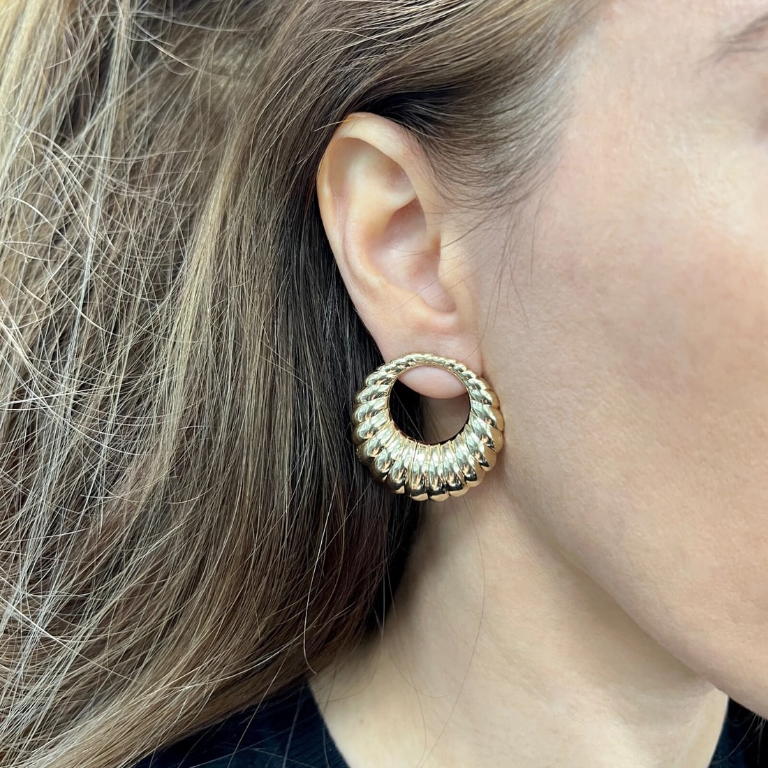 Vintage 1960's Shrimp Scalloped Circle Drop Earrings 14K Yellow Gold, 14.81 Gram - 3