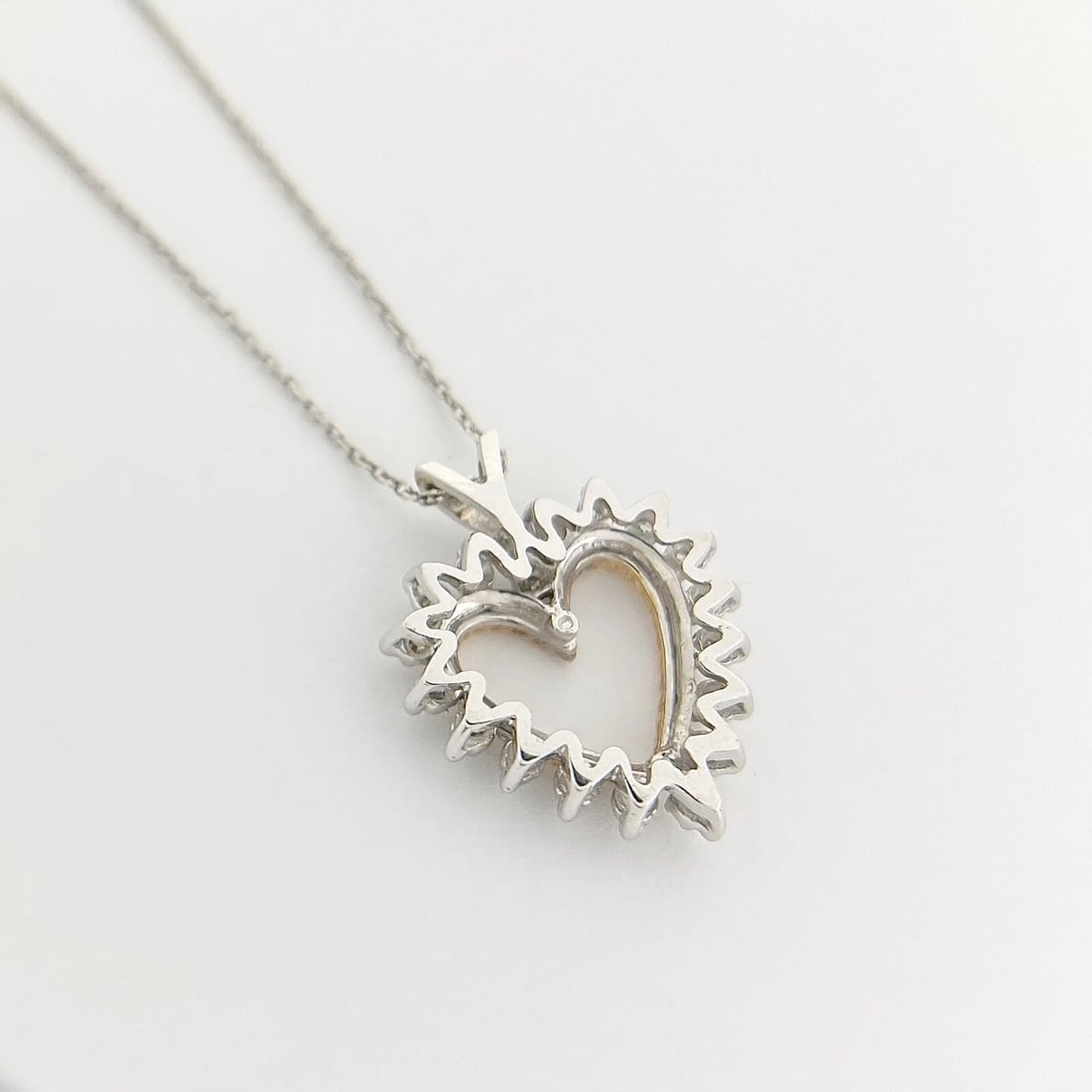 Vintage Two-Tone Diamond Heart Pendant Necklace 14K White Gold, 5.60 Grams - 6