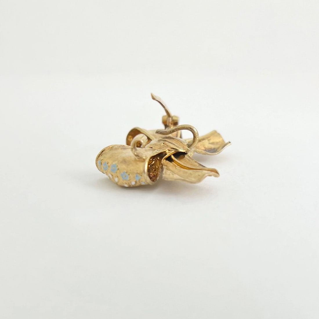 Antique Edwardian Blue White Enameled Bow Brooch Pin 18K Yellow Gold, 6.51 Grams - 7