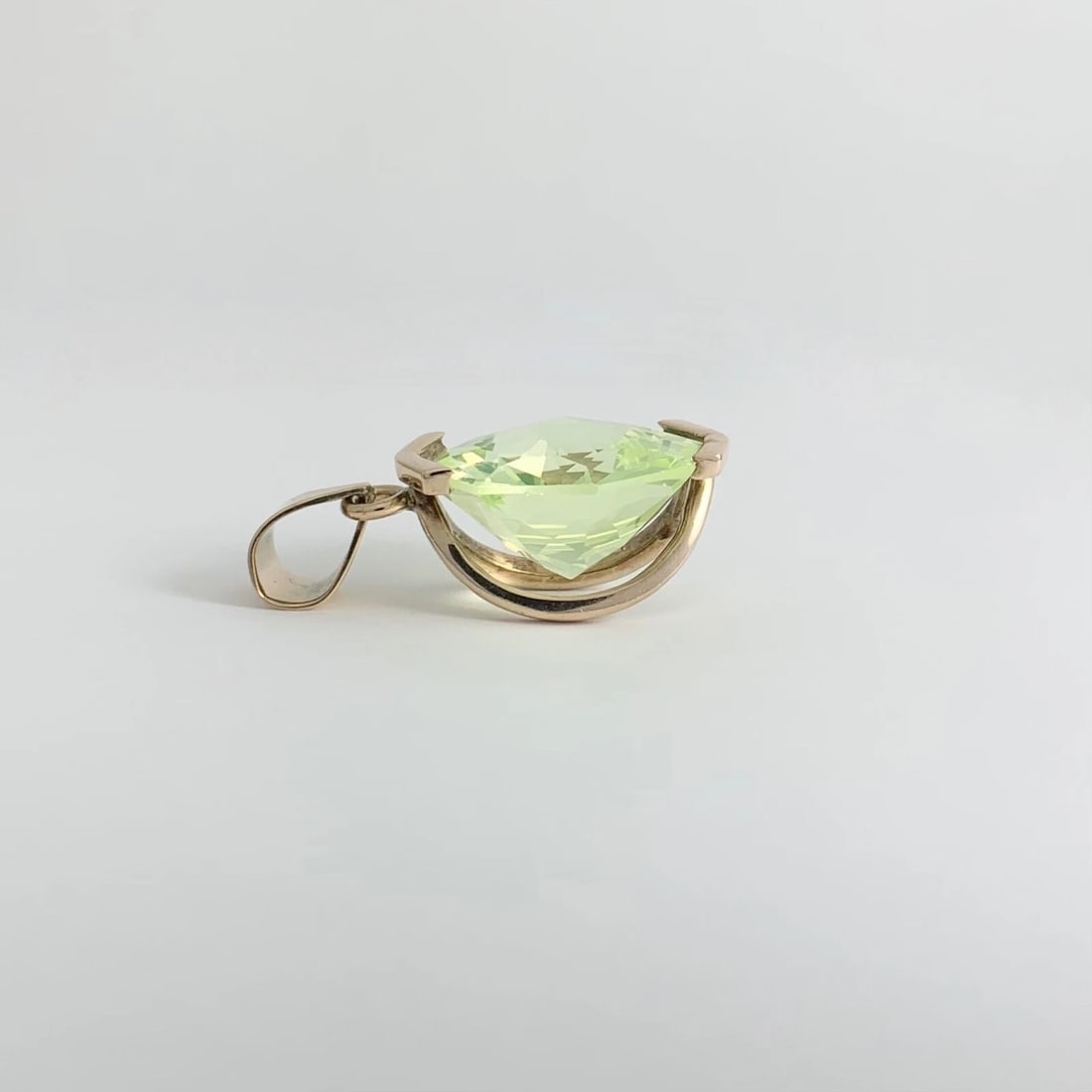 Vintage 1960's Octagon Lime Green Quartz Pendant 10K Yellow Gold, 13.40 Gr - 7