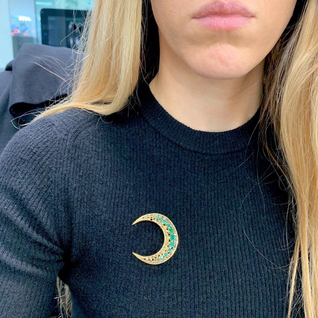 Antique Victorian Emerald Diamond Crescent Moon Brooch Pin 18K Gold, 7.73 Grams - 4