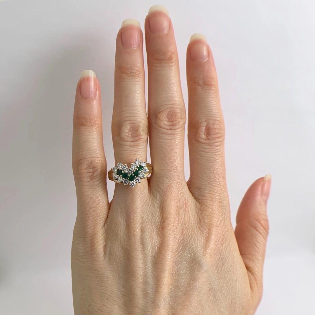 Vintage Green Emerald Diamond Chevron Statement Ring 14K Yellow Gold, 4.77 Grams - 2