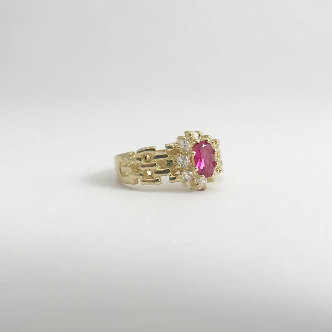 Vintage Simulated Ruby CZ Halo Gemstone Ring 10K Yellow Gold, .76 CTW, 3.41 Gram - 7