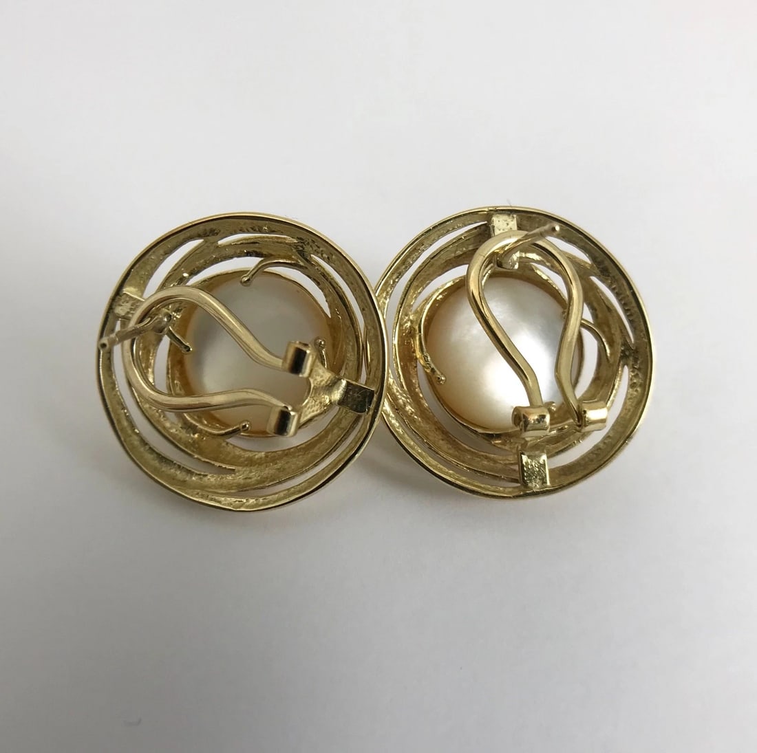 Vintage 1960's Japanese Pearl Swirl Button Stud Earrings 14K Yellow Gold 13.3 Gr - 9