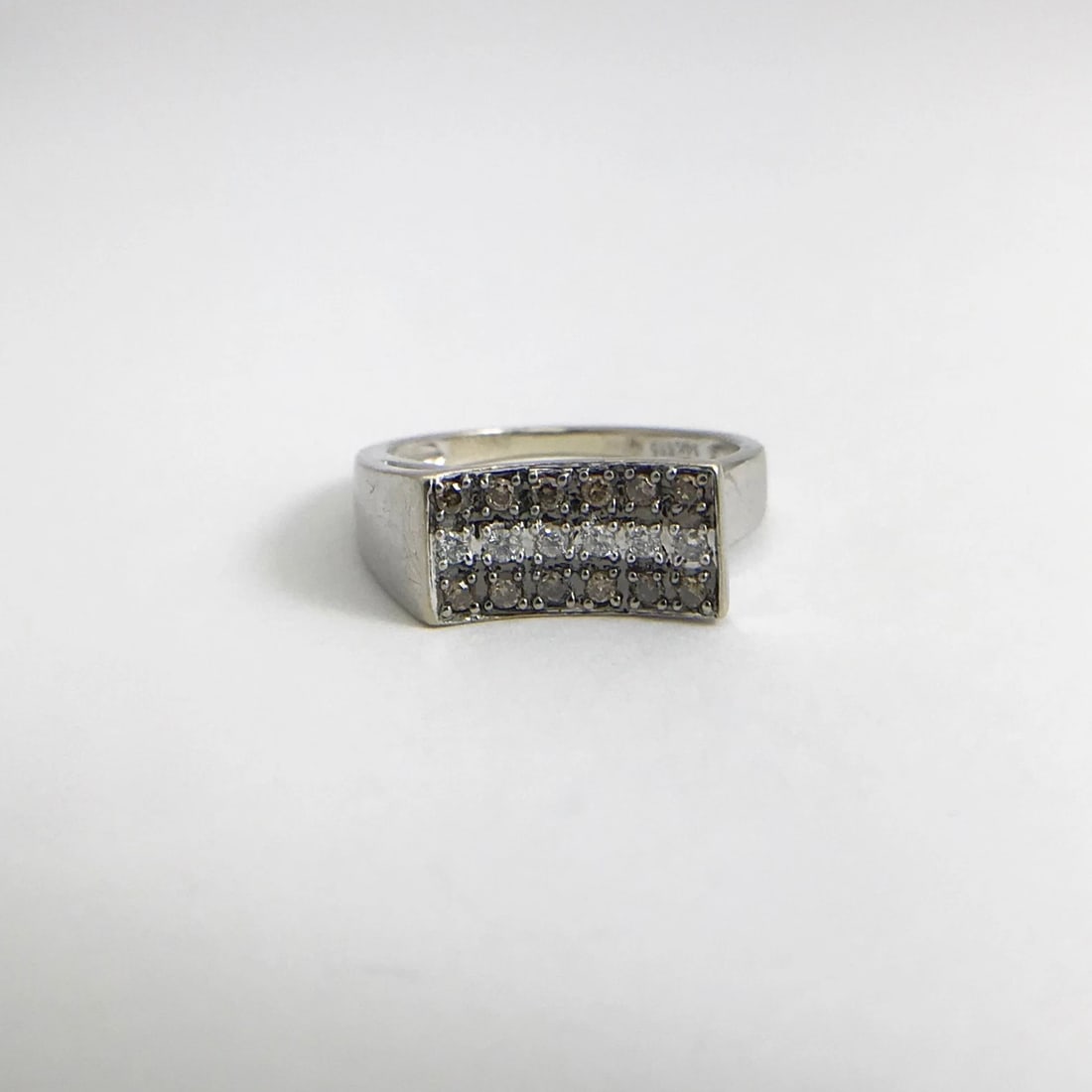 Vintage Pave Brown Cognac White Diamond Concave Ring 14K White Gold, 2.71 Grams - 6