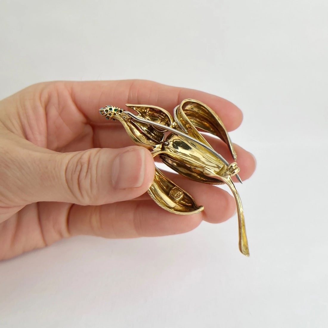 Vintage 1950's Turquoise Flower Brooch Pin in 18K Yellow Gold, 19 Grams - 8