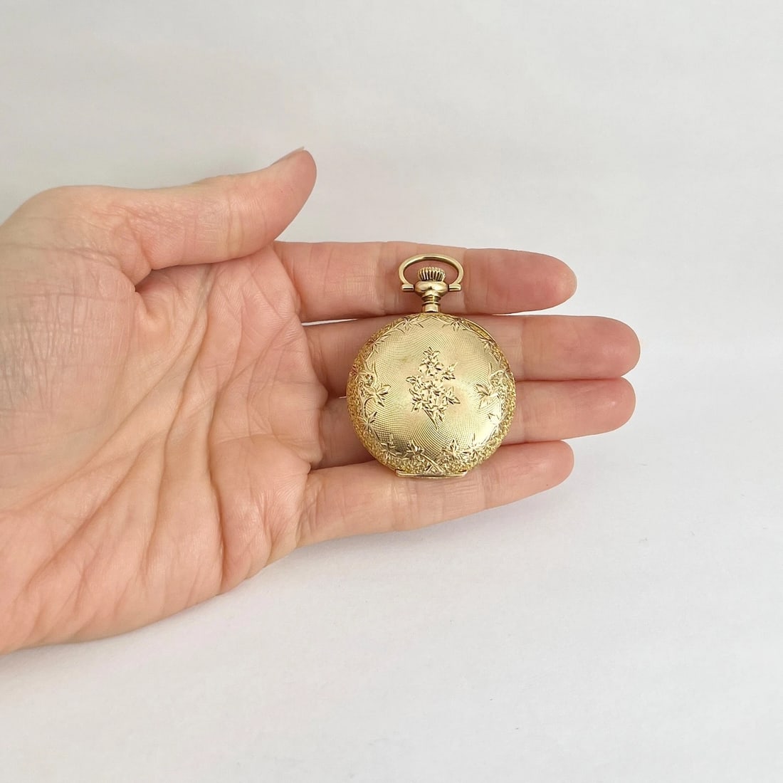 Antique Waltham Ornate Pocket Watch 14K Yellow Gold, 1900-1910, 35 mm, 38.8 Gram - 4
