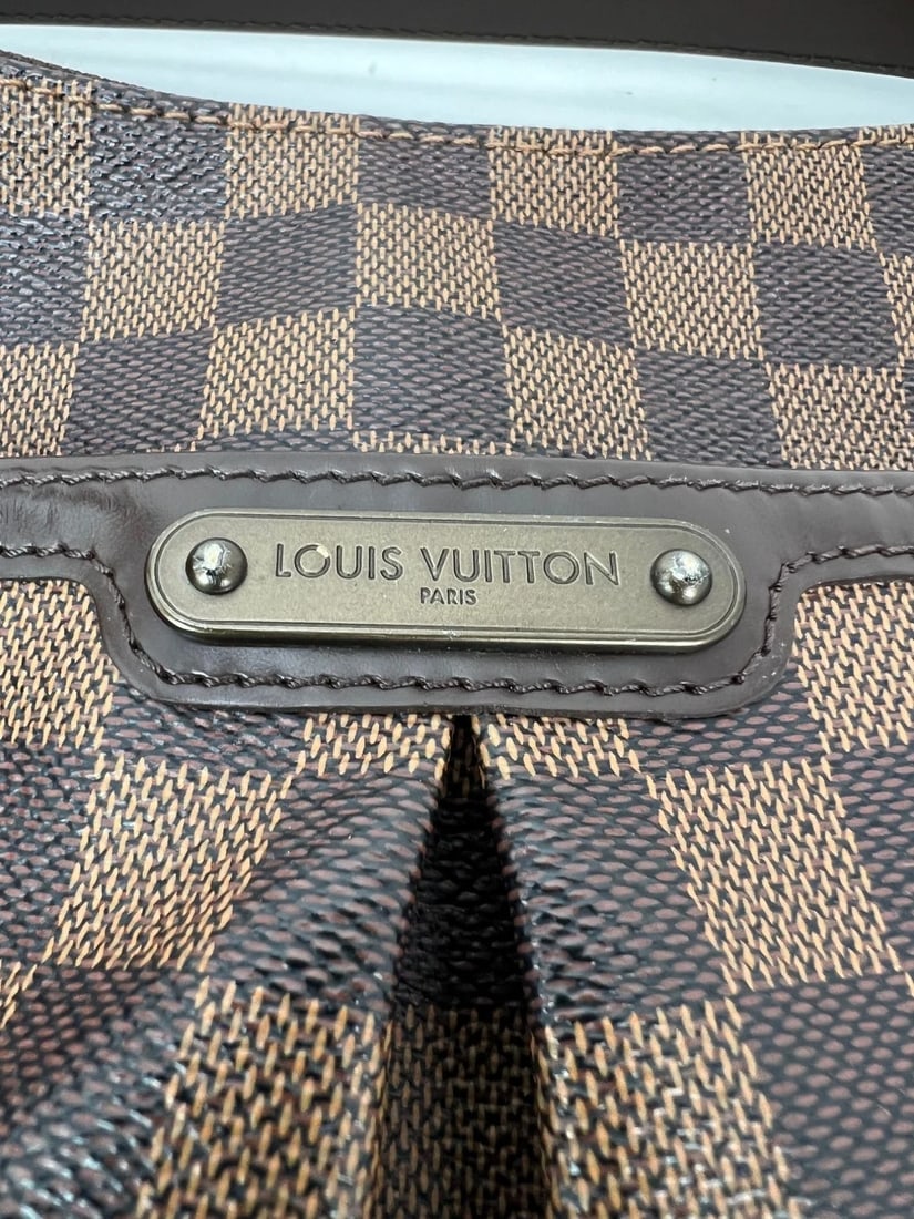 Louis Vuitton Damier Ebene Bloomsbury PM Messenger Crossbody - 17