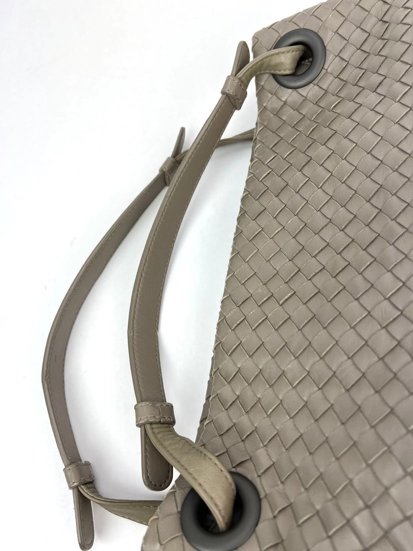 Bottega Veneta Garda Intrecciato Nappa Medium Beige Handbag - 4