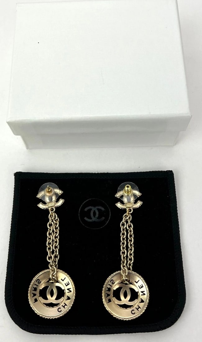 Chanel Gold Chain Logo Dangle CC Earrings - 2