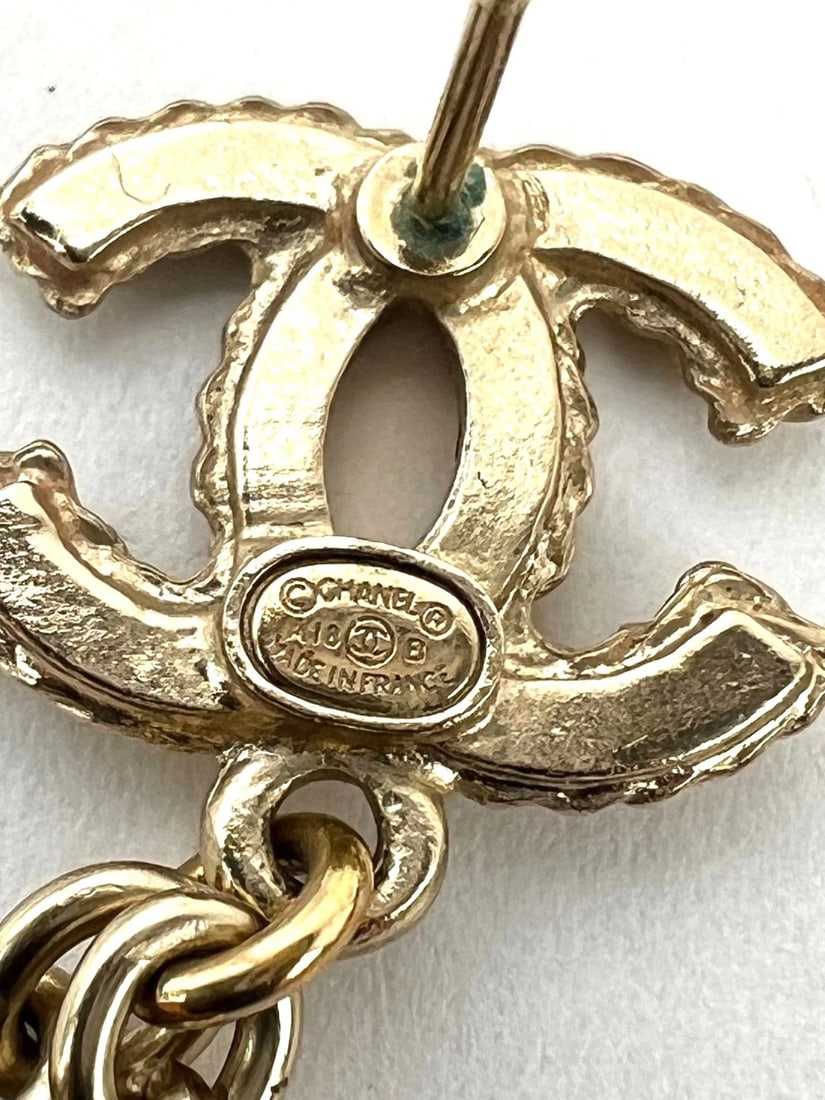 Chanel Gold Chain Logo Dangle CC Earrings - 4