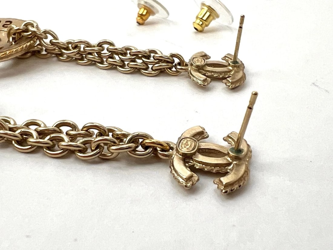Chanel Gold Chain Logo Dangle CC Earrings - 8
