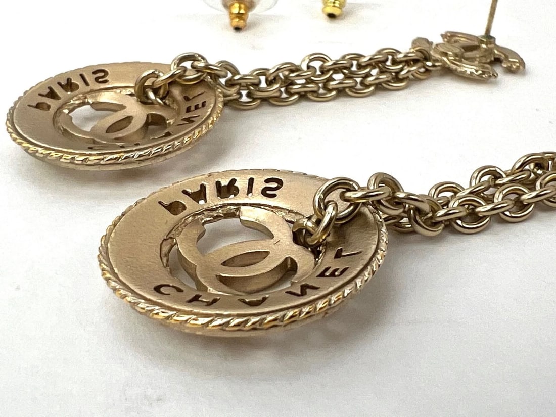 Chanel Gold Chain Logo Dangle CC Earrings - 9