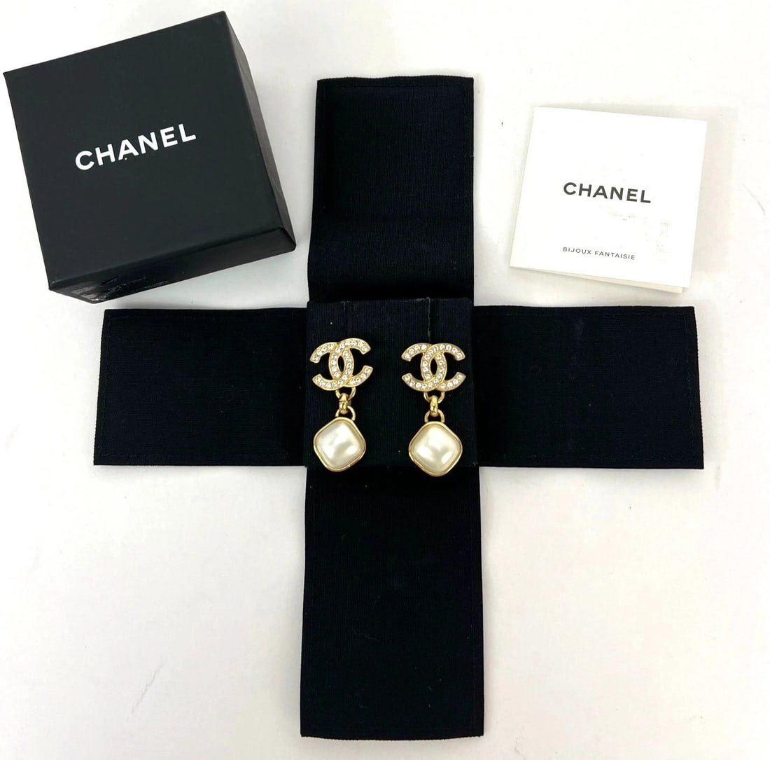 Chanel Gold Crystal CC Pearl Dangle Earrings - 3