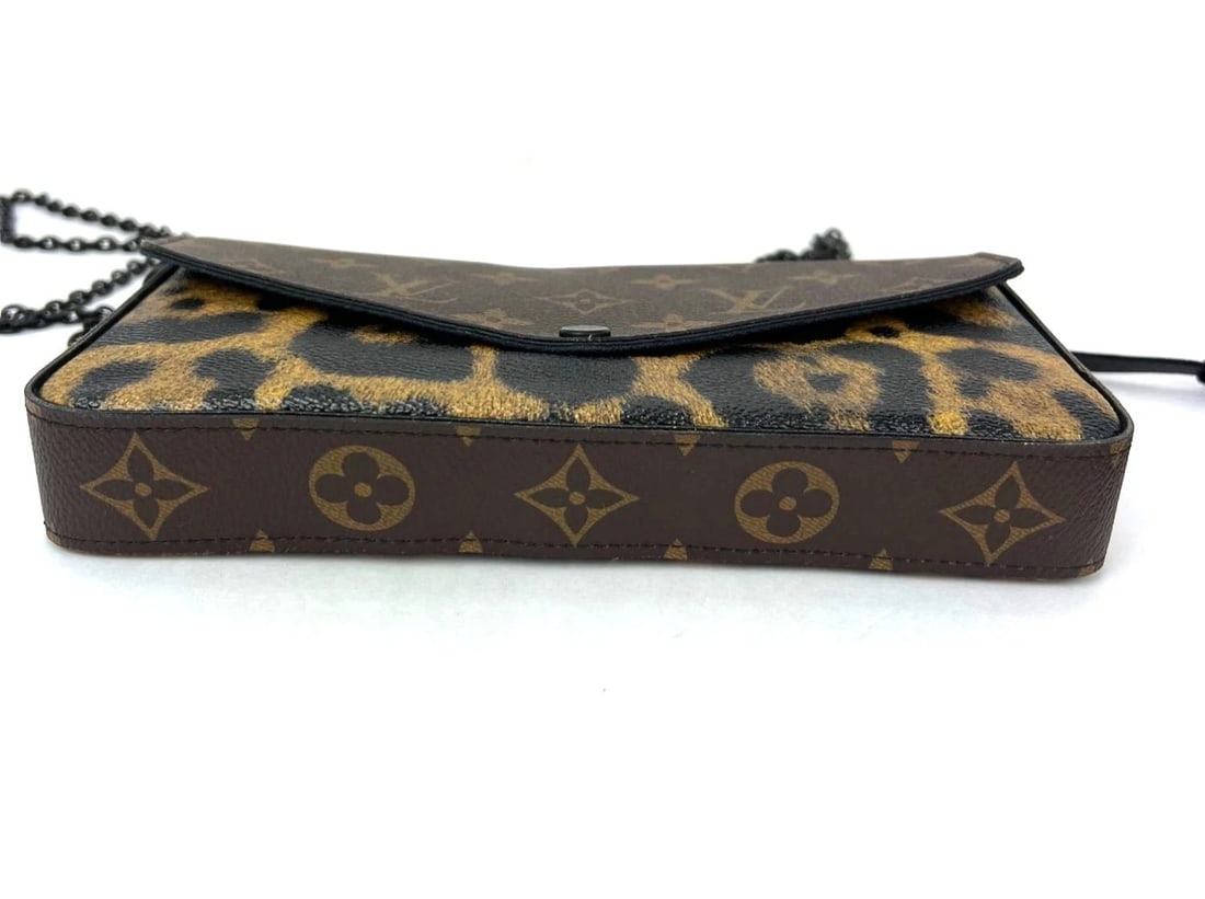 Louis Vuitton Leopard Felicie Pochette Crossbody Bag - 7