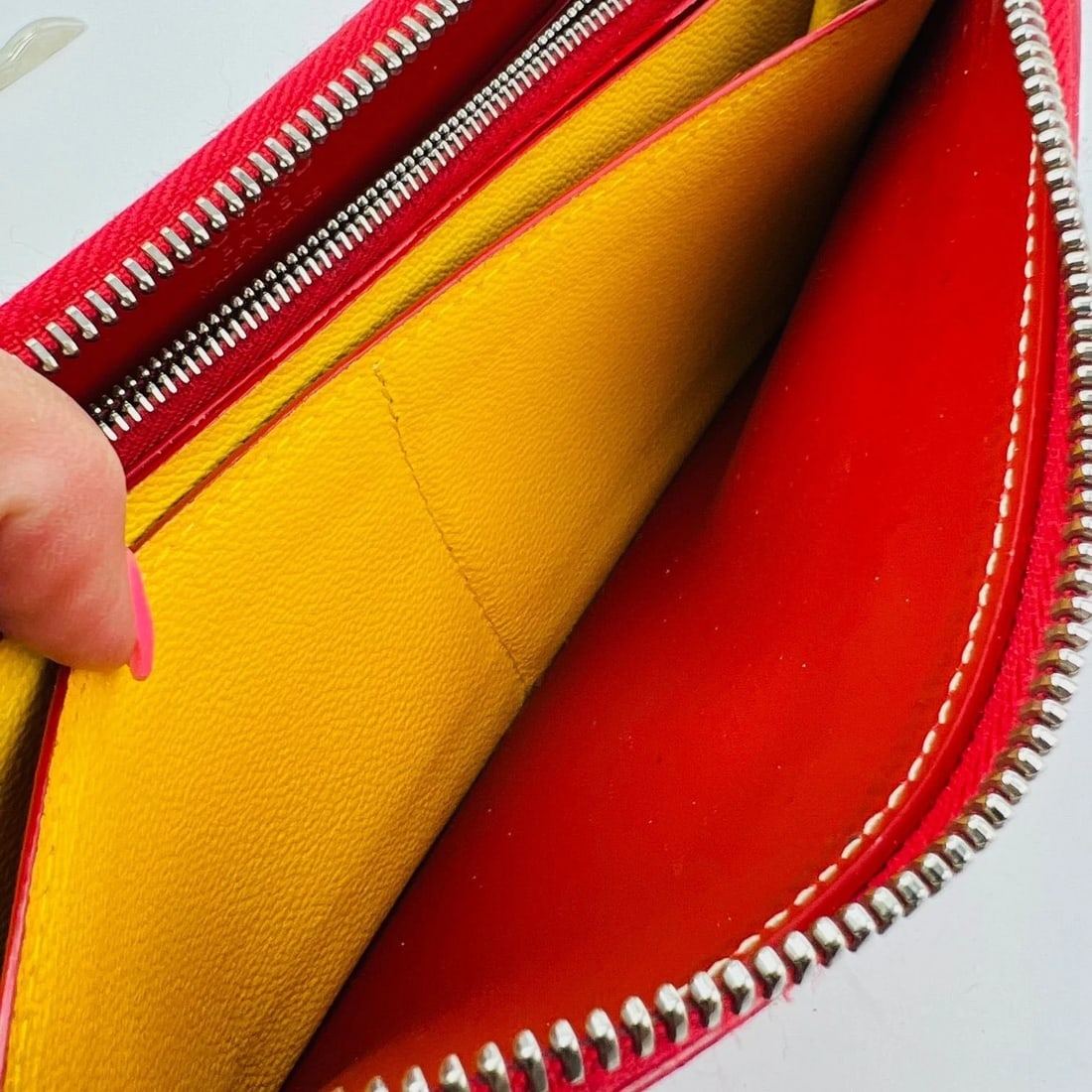 Goyard Matignon GM Wallet Goyardine Red Zip Around Clutch - 8