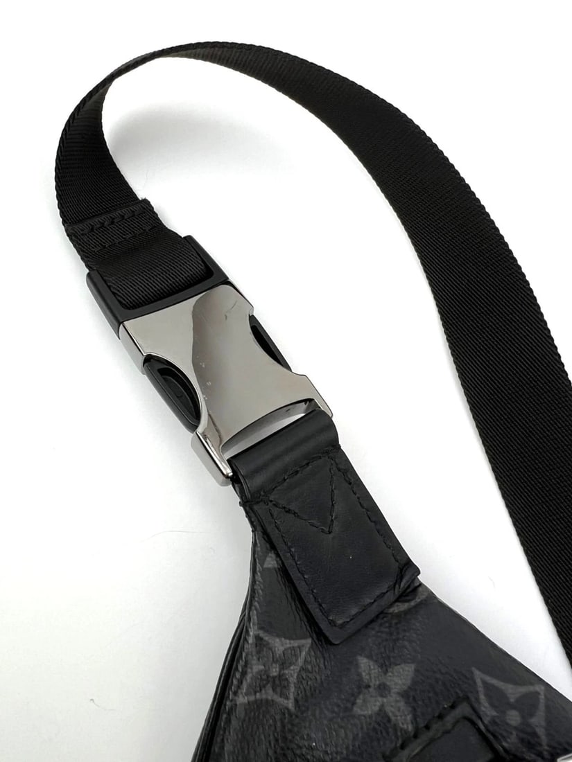 Louis Vuitton Monogram Eclipse Discovery Bumbag Sling Bag - 7
