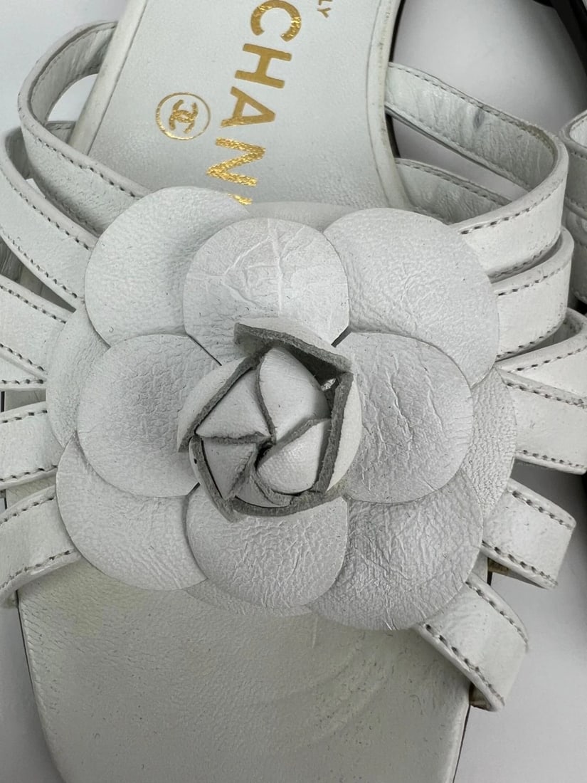 Chanel Cameilla White Leather Slip On Sandals - 10