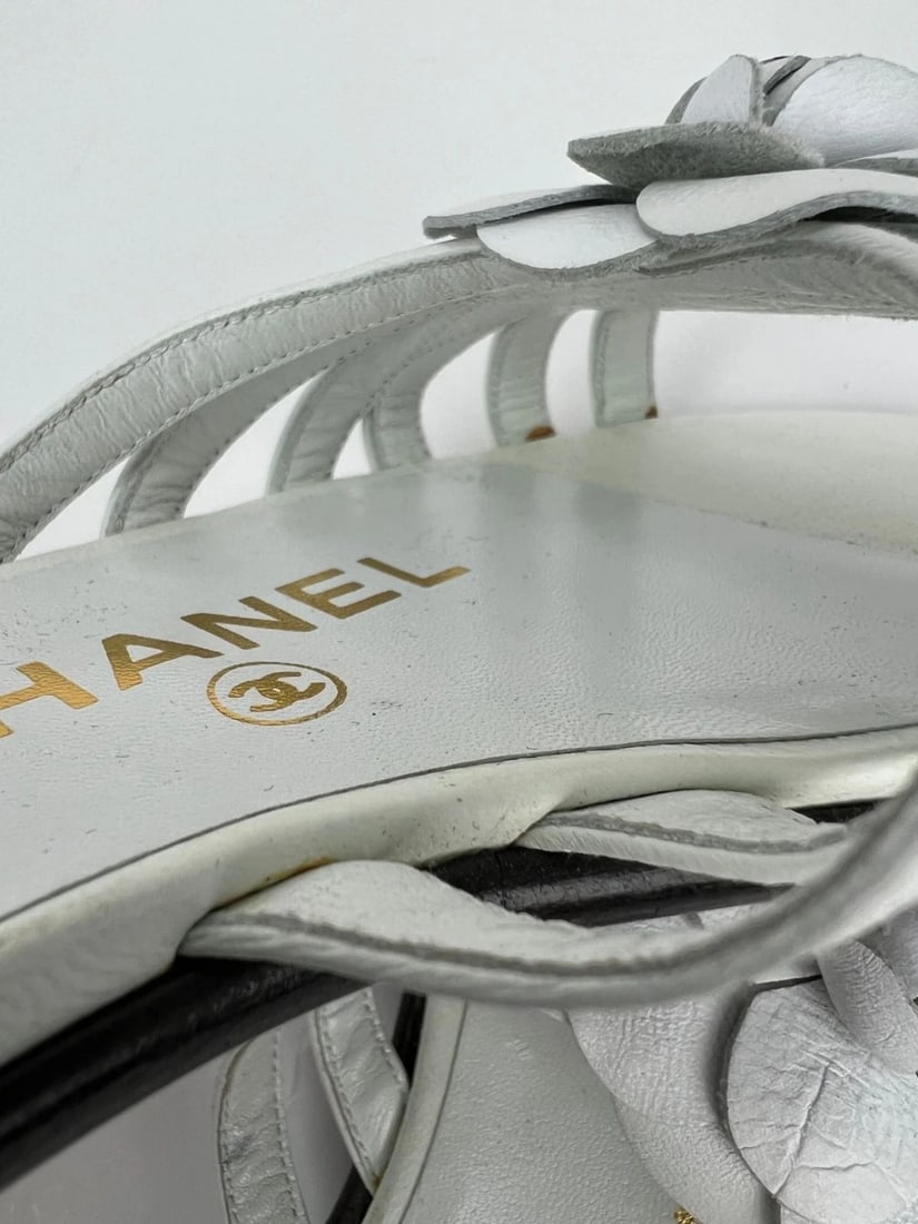Chanel Cameilla White Leather Slip On Sandals - 18