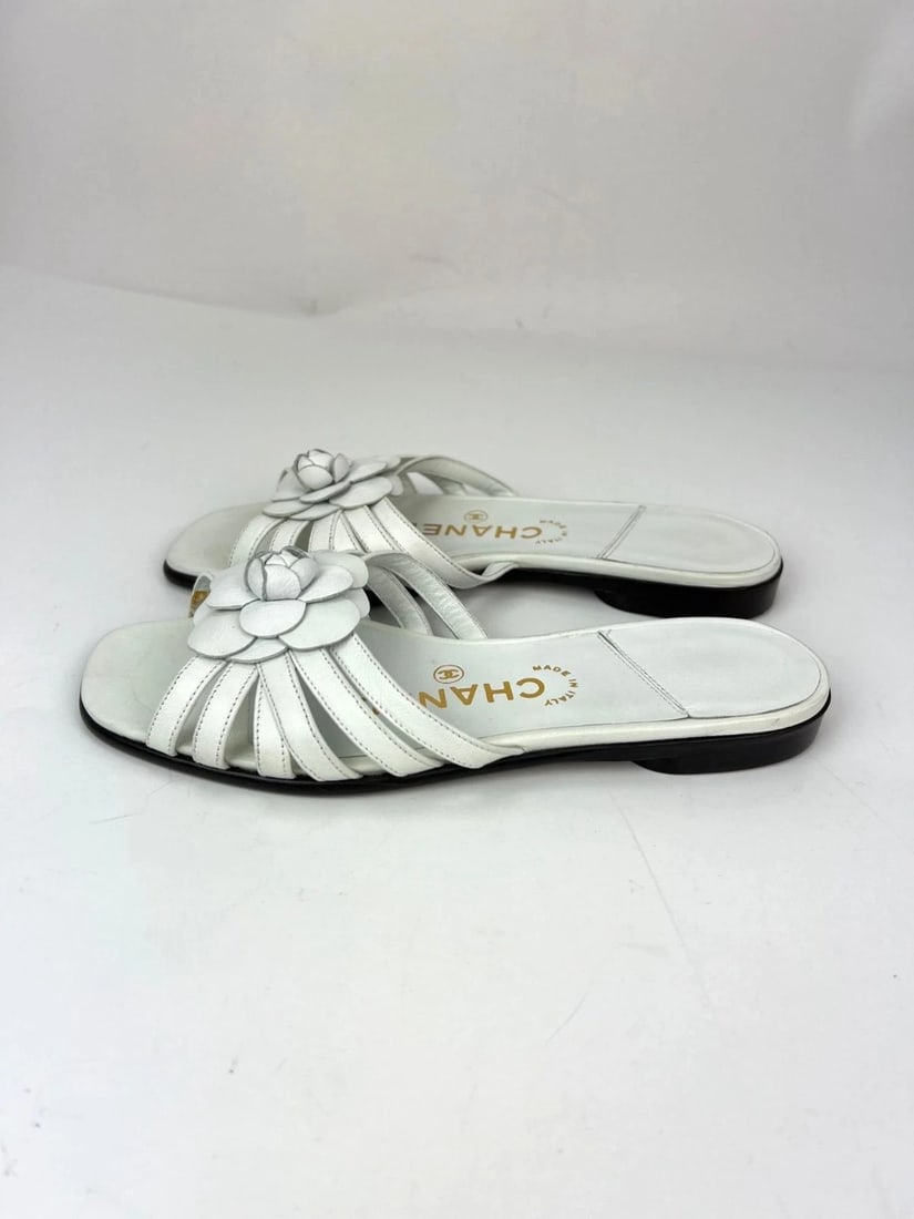 Chanel Cameilla White Leather Slip On Sandals - 6