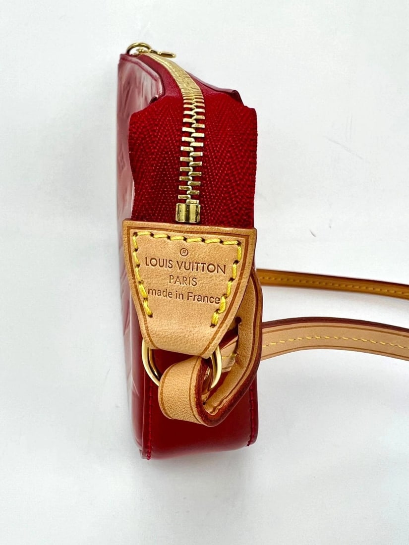 Louis Vuitton Pochette Accessories NM Vernis Rose Indien Shoulder Bag - 10