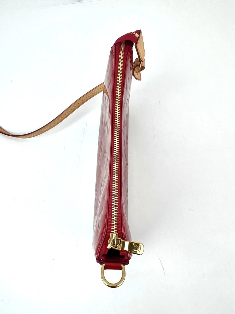 Louis Vuitton Pochette Accessories NM Vernis Rose Indien Shoulder Bag - 6