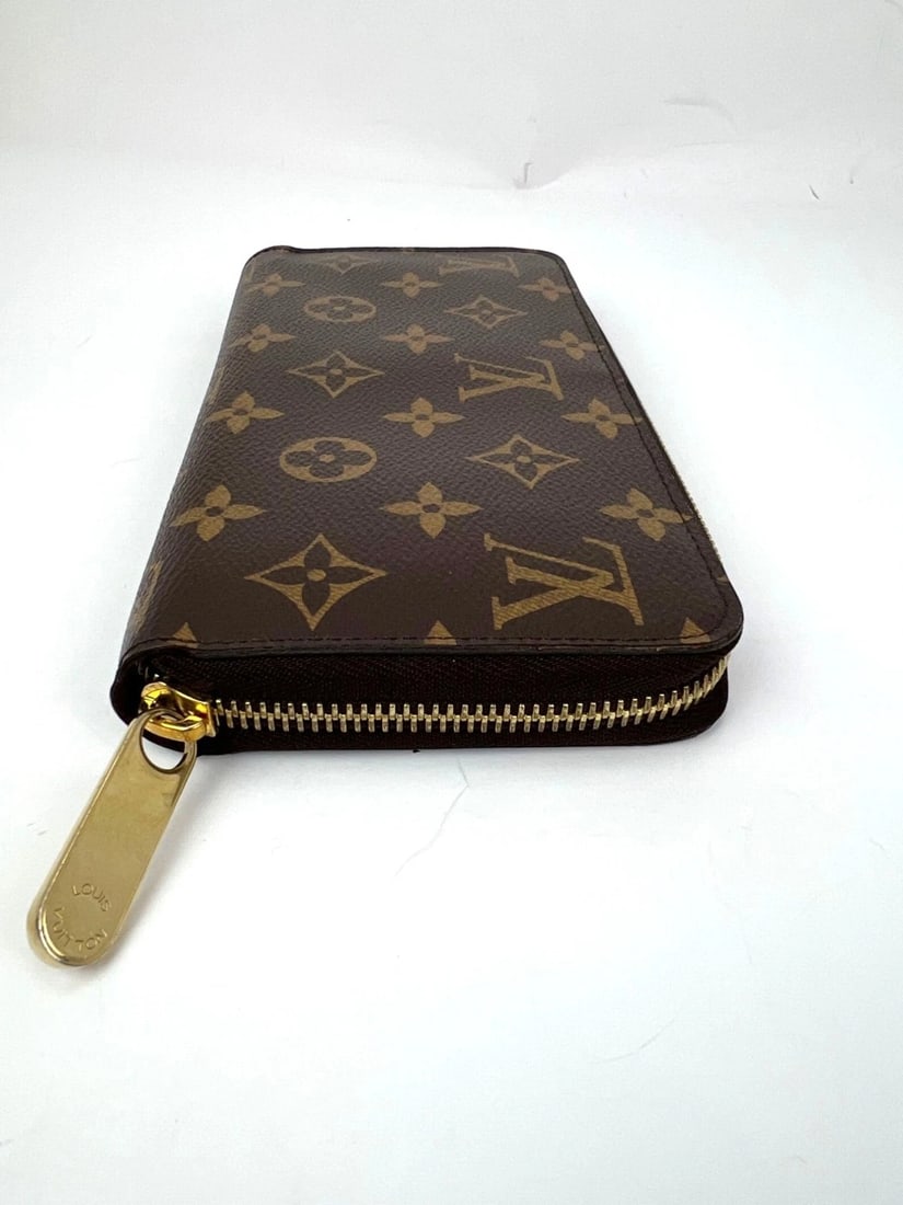 Louis Vuitton Zippy Monogram Leather Fuchsia Wallet Clutch - 13