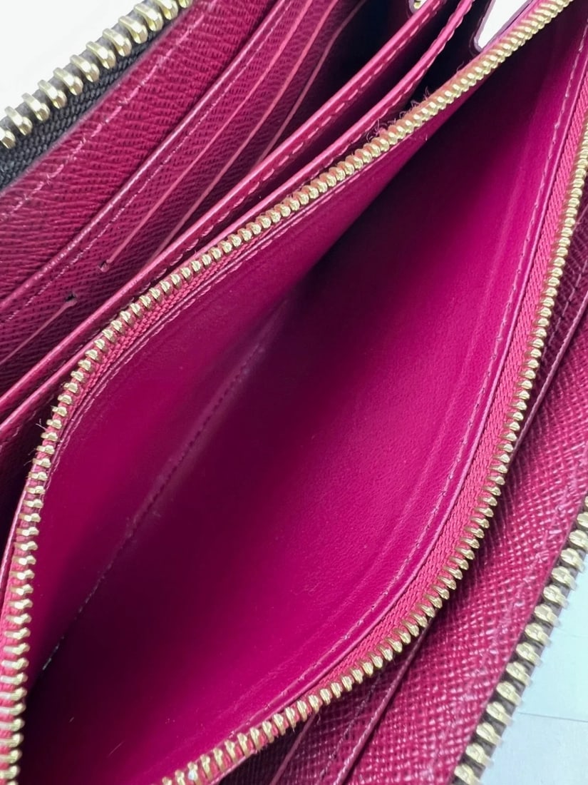 Louis Vuitton Zippy Monogram Leather Fuchsia Wallet Clutch - 4