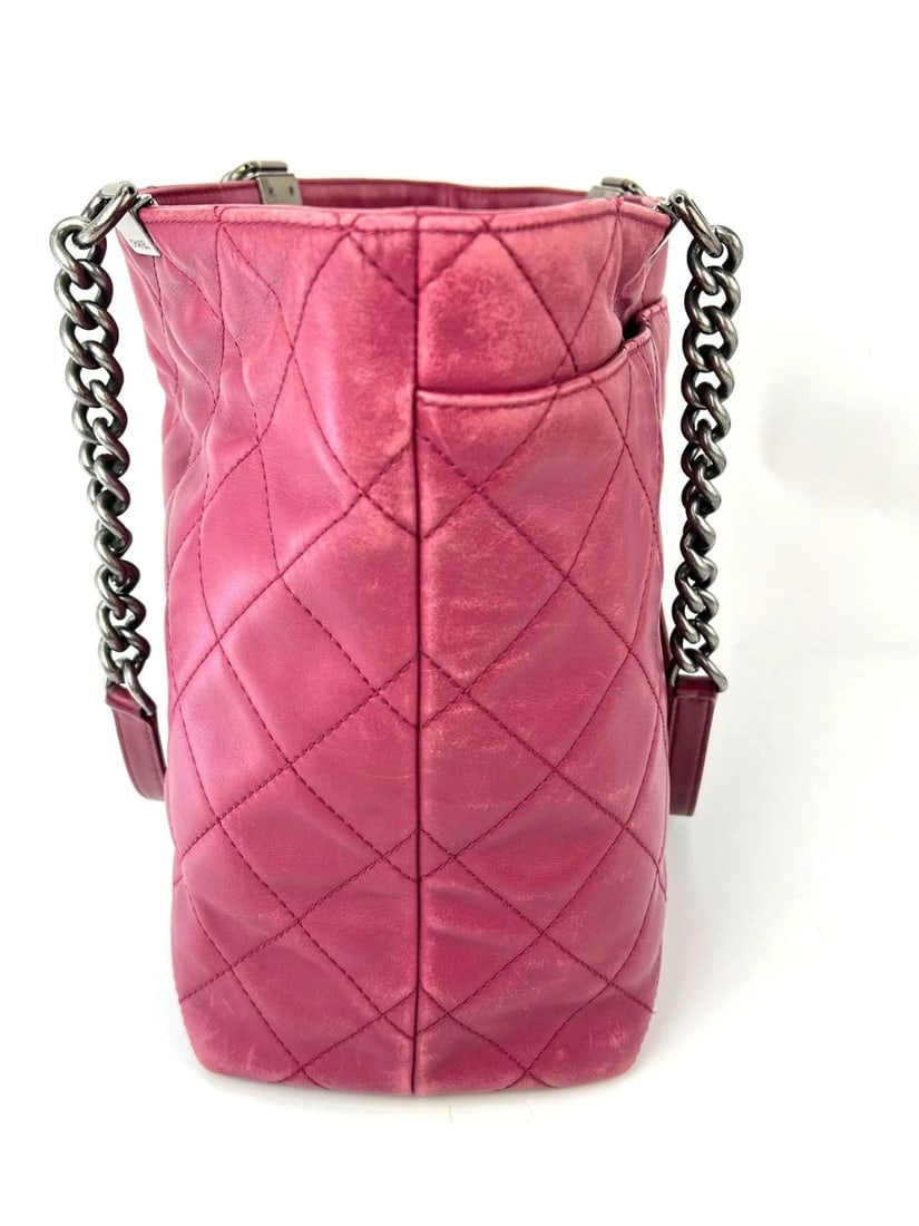 Chanel Shopping in Chains Quilted Leather Burgundy Tote Bag - 4