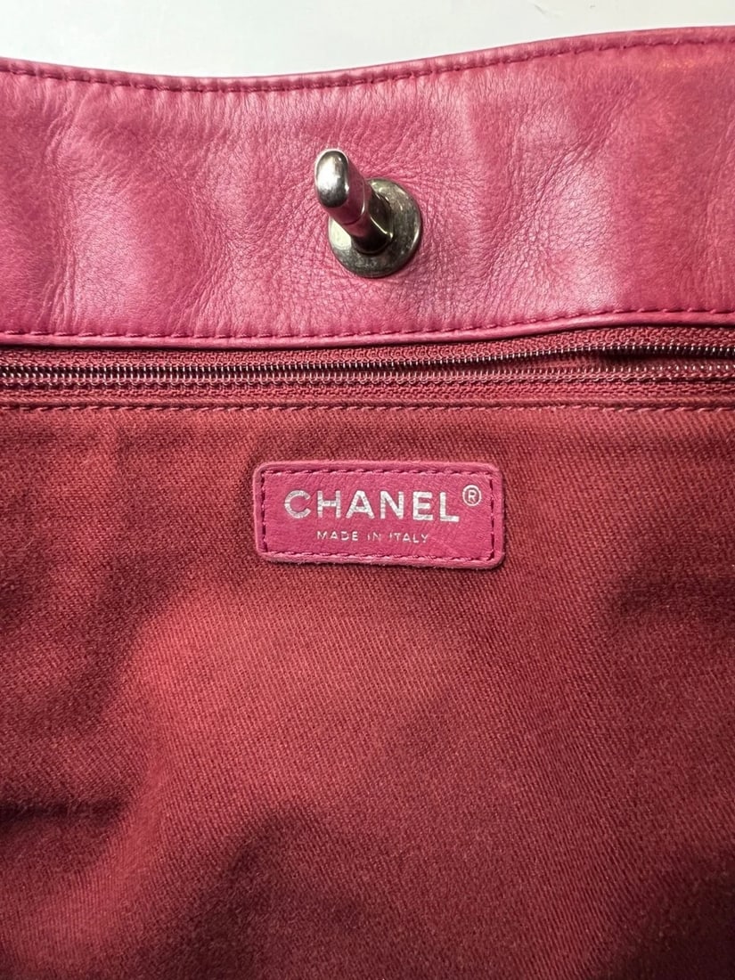 Chanel Shopping in Chains Quilted Leather Burgundy Tote Bag - 9
